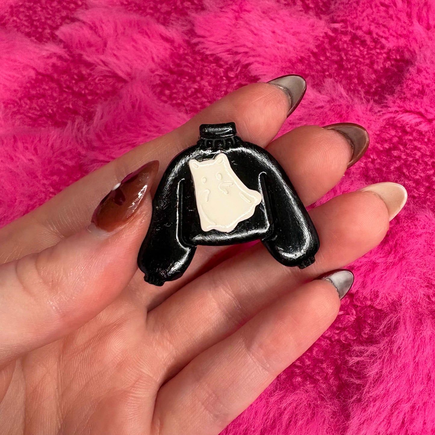 Black Ghost Sweater Magnet